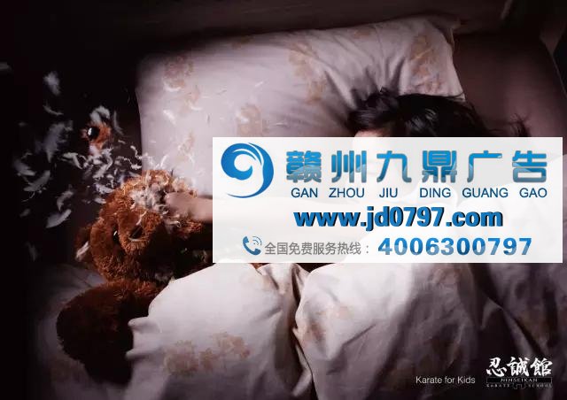 这些自黑的创意,客户拦都拦不住…