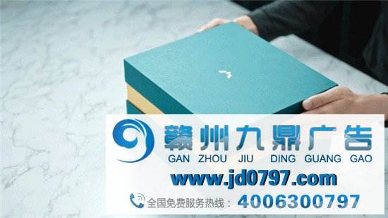 五菱汽车出螺蛳粉了！包装堪比奢侈品!